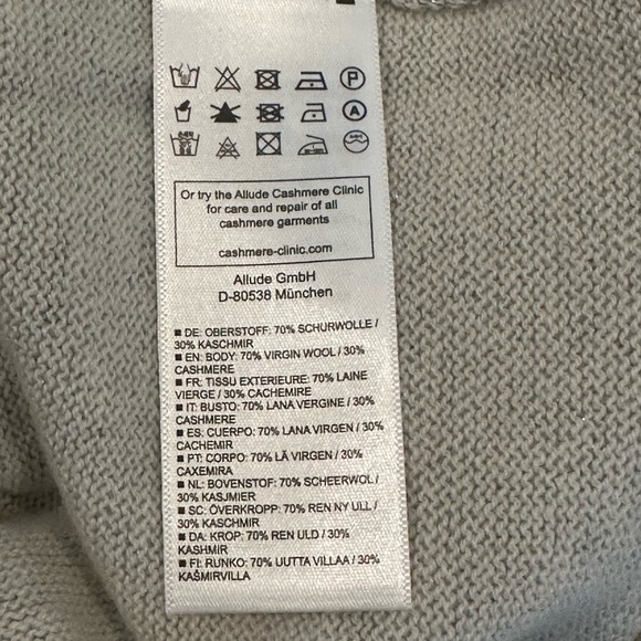 Allude Silver Wool & Cashmere Blend Halter Neck V-Neck Cutout Sweater sz S NWOT - Picture 9 of 9